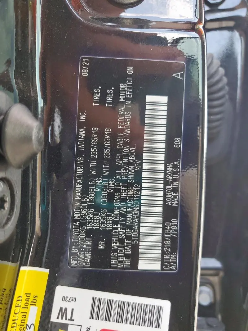 2021 TOYOTA HIGHLANDER HYBRID XLE  