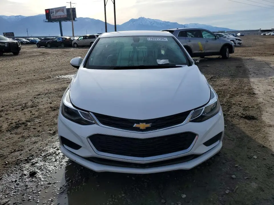 2018 CHEVROLET CRUZE LT  