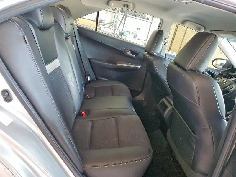 2014 TOYOTA CAMRY SE  