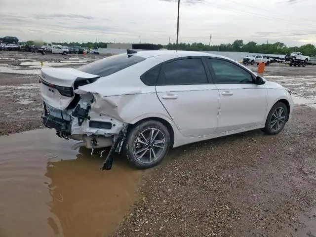 2023 KIA FORTE LX  