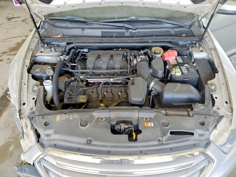 2013 FORD TAURUS SEL  