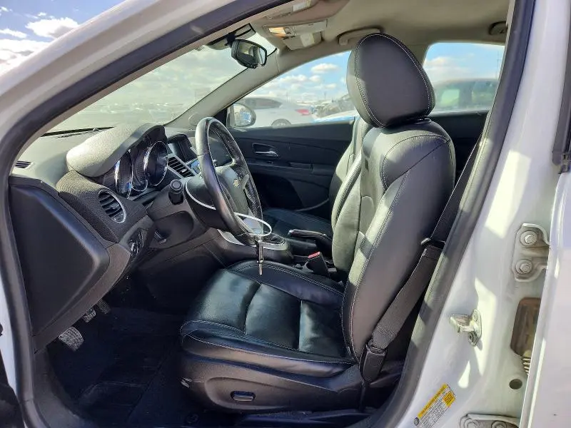 2012 CHEVROLET CRUZE LT  