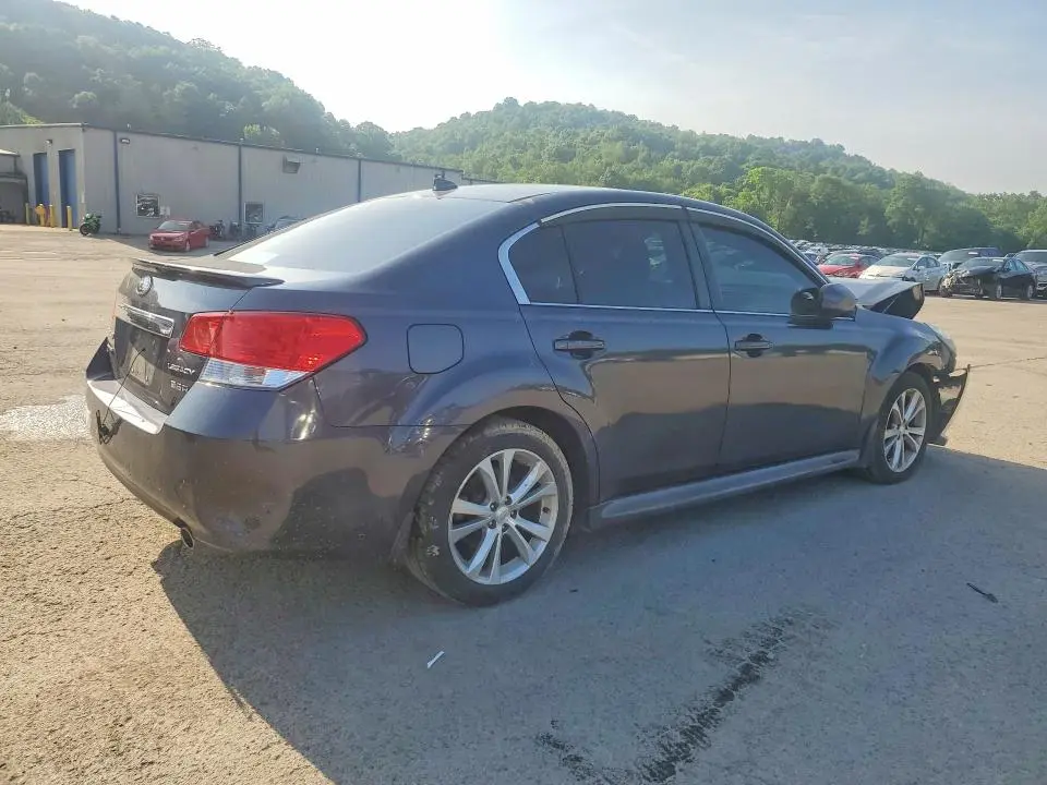2013 SUBARU LEGACY 3.6R LIMITED  