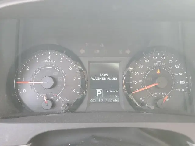 2015 TOYOTA SIENNA LE  