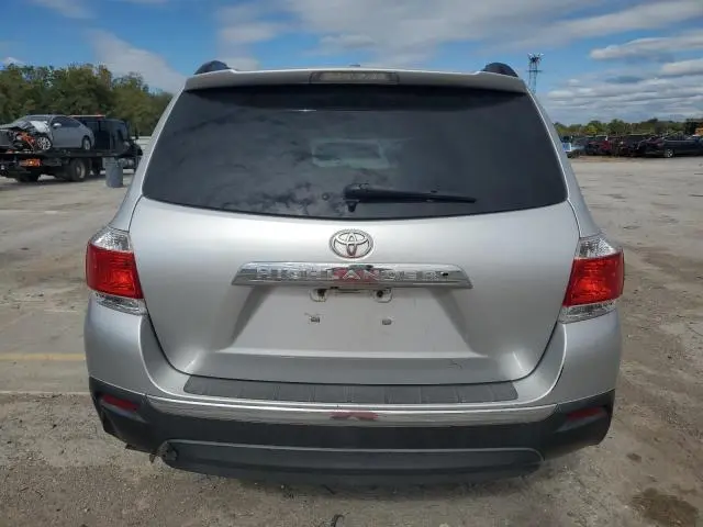 2011 TOYOTA HIGHLANDER BASE  