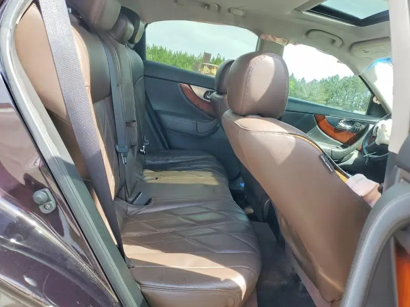 2010 INFINITI FX35 BASE  