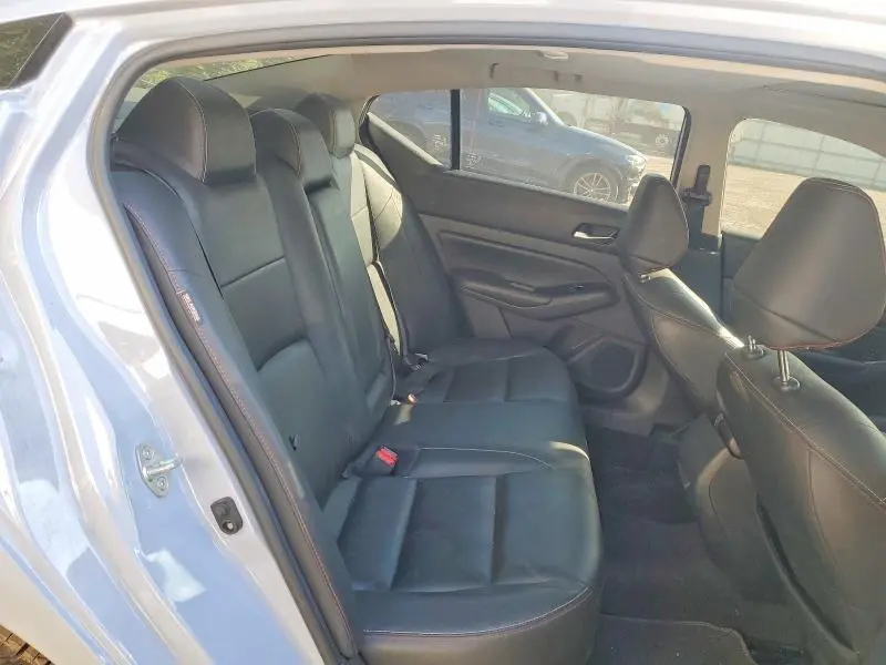 2023 NISSAN ALTIMA SR  