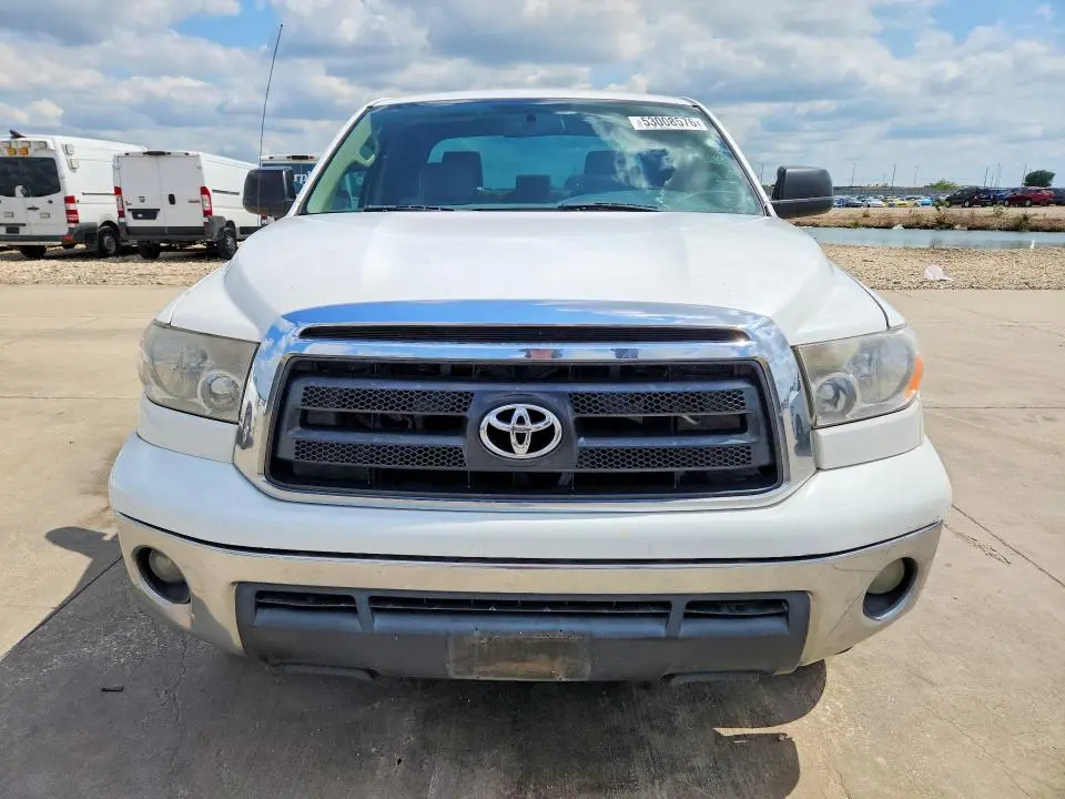 2011 TOYOTA TUNDRA DOUBLE CAB SR5  