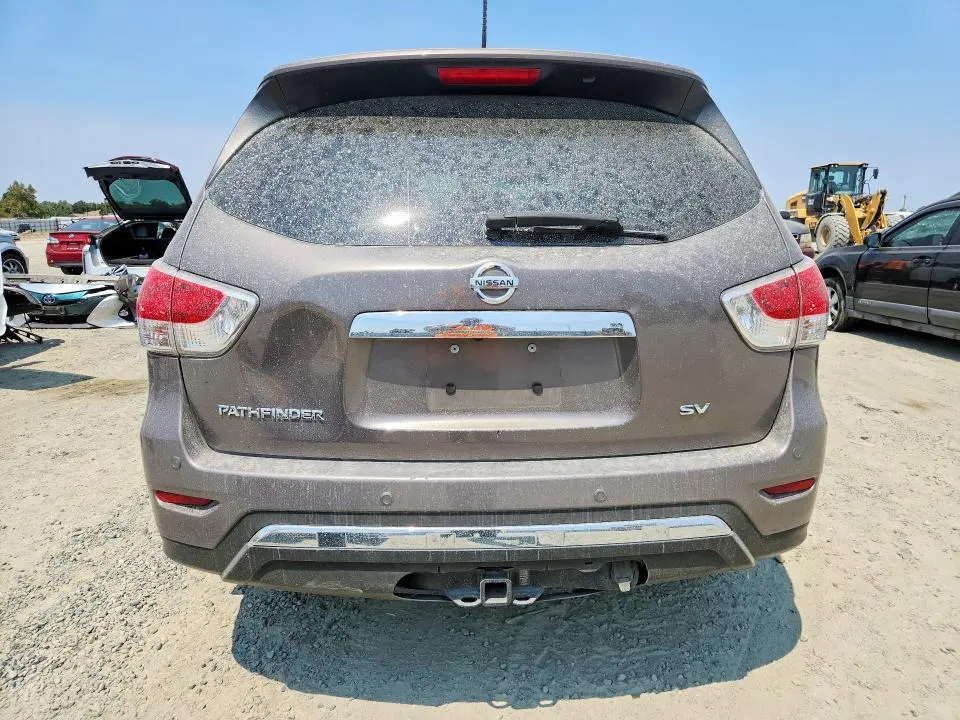 2014 NISSAN PATHFINDER SV  