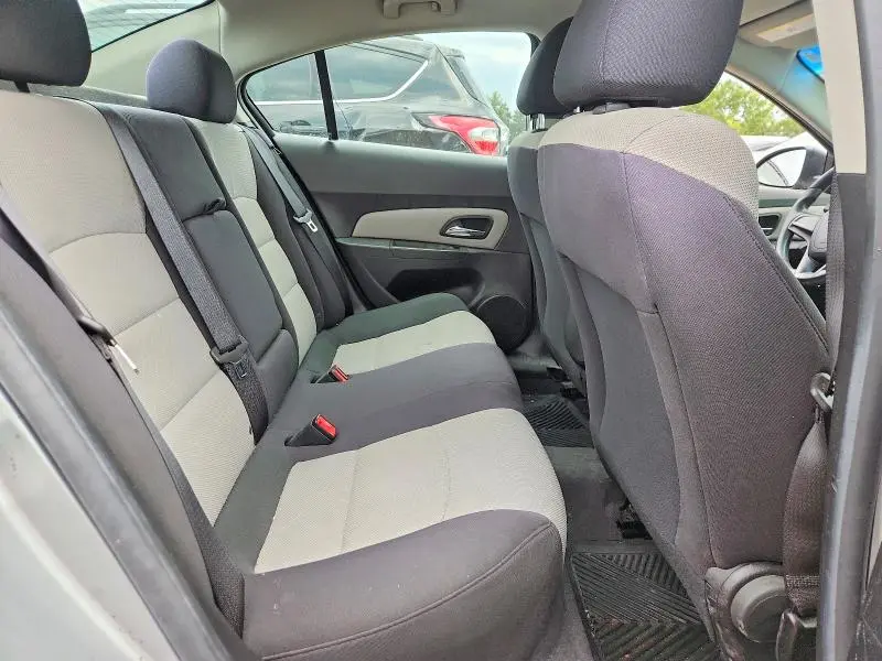2012 CHEVROLET CRUZE LS  