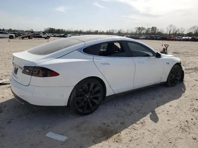 2015 TESLA MODEL S