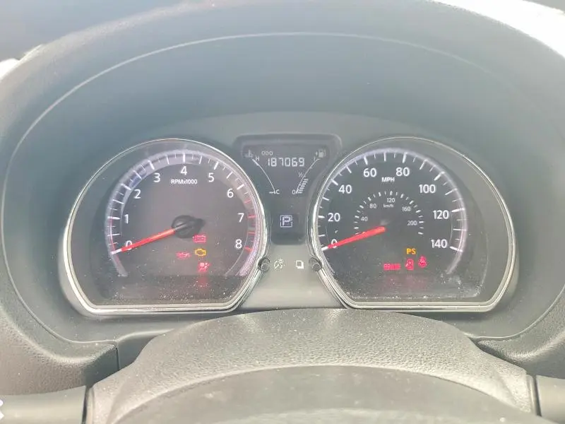 2016 NISSAN VERSA 1.6 SV  