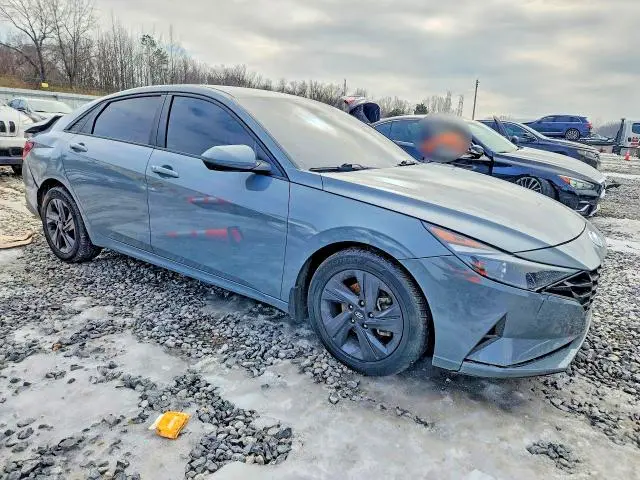 2022 HYUNDAI ELANTRA SEL  