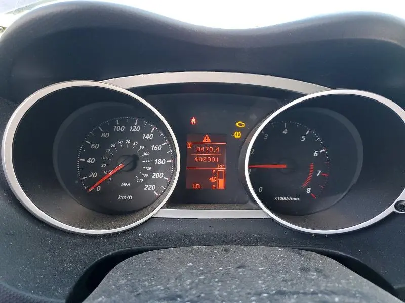 2010 MITSUBISHI OUTLANDER ES  