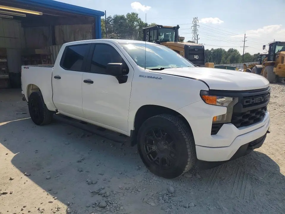 2022 CHEVROLET SILVERADO K1500 CUSTOM  