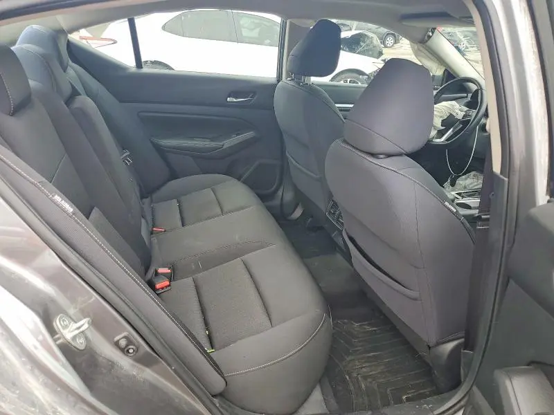 2019 NISSAN ALTIMA SV  