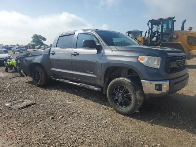 2016 TOYOTA TUNDRA CREWMAX SR5  