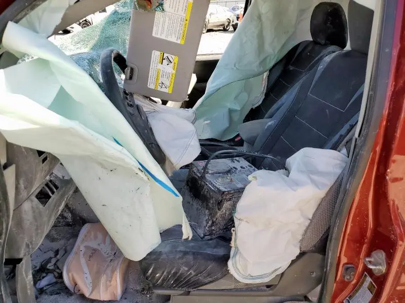 2020 NISSAN FRONTIER S  