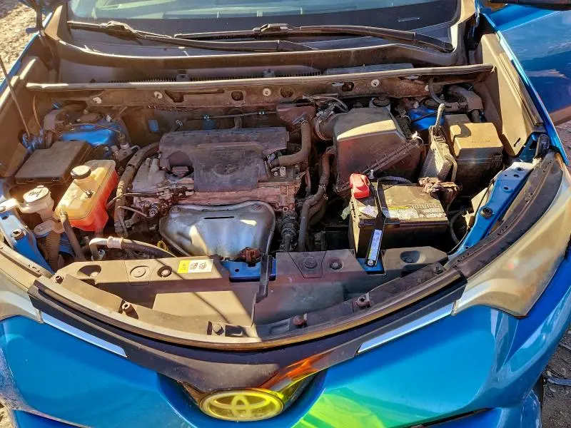 2017 TOYOTA RAV4 XLE  