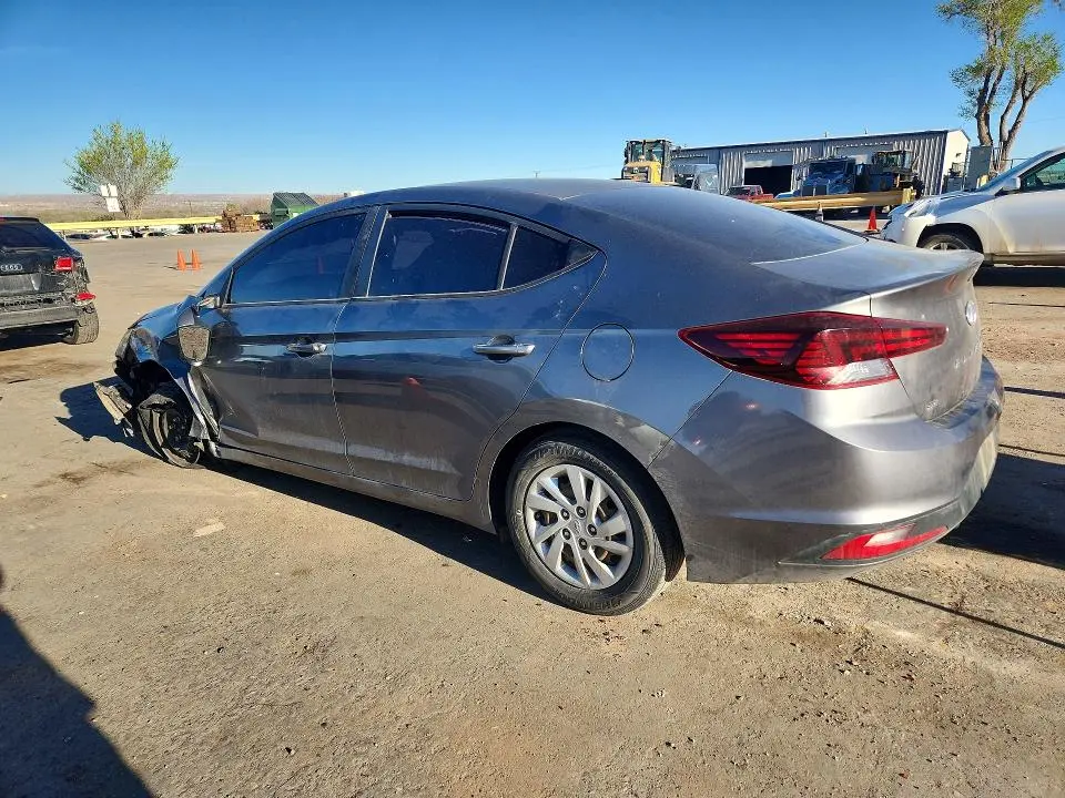 2020 HYUNDAI ELANTRA SE  