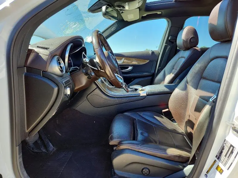 2018 MERCEDES-BENZ GLC 300  
