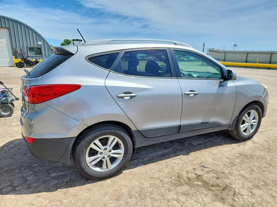 2013 HYUNDAI TUCSON GLS  