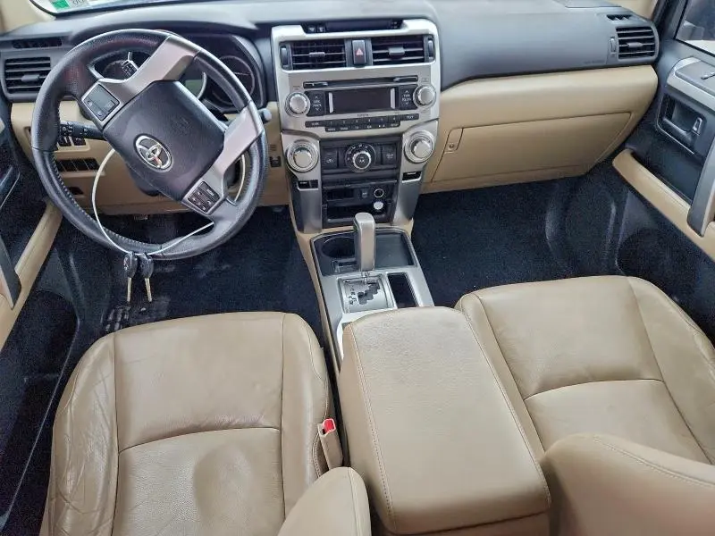 2011 TOYOTA 4RUNNER SR5  