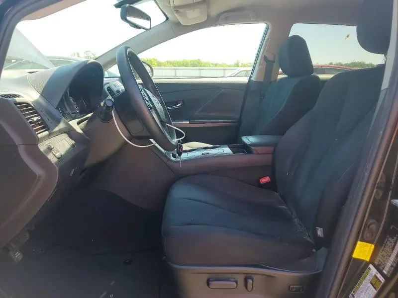 2013 TOYOTA VENZA LE  