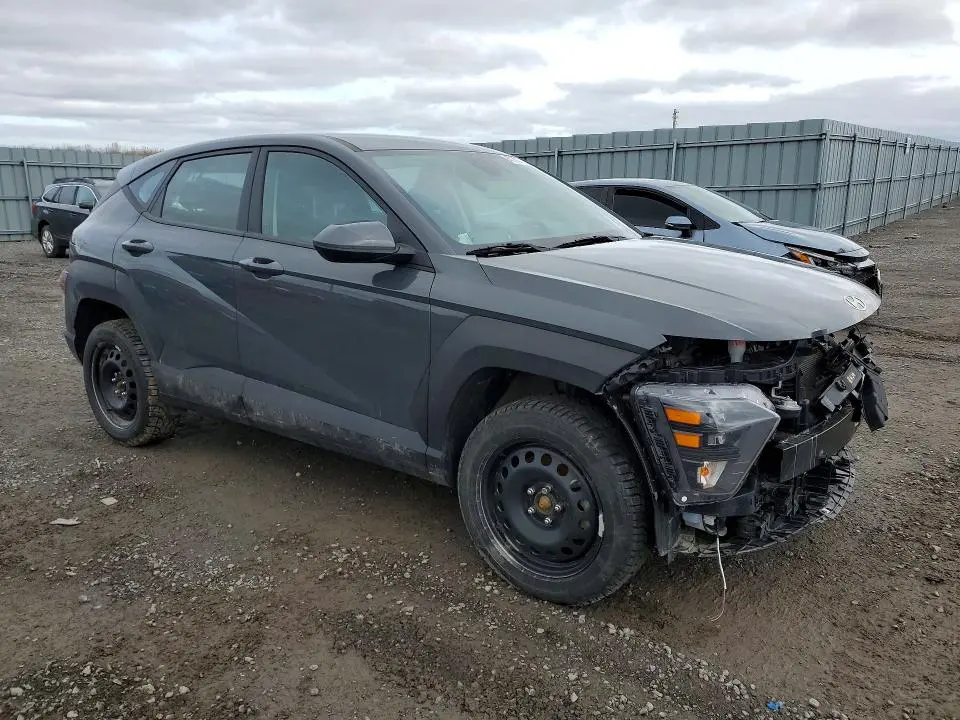2025 HYUNDAI KONA SE  