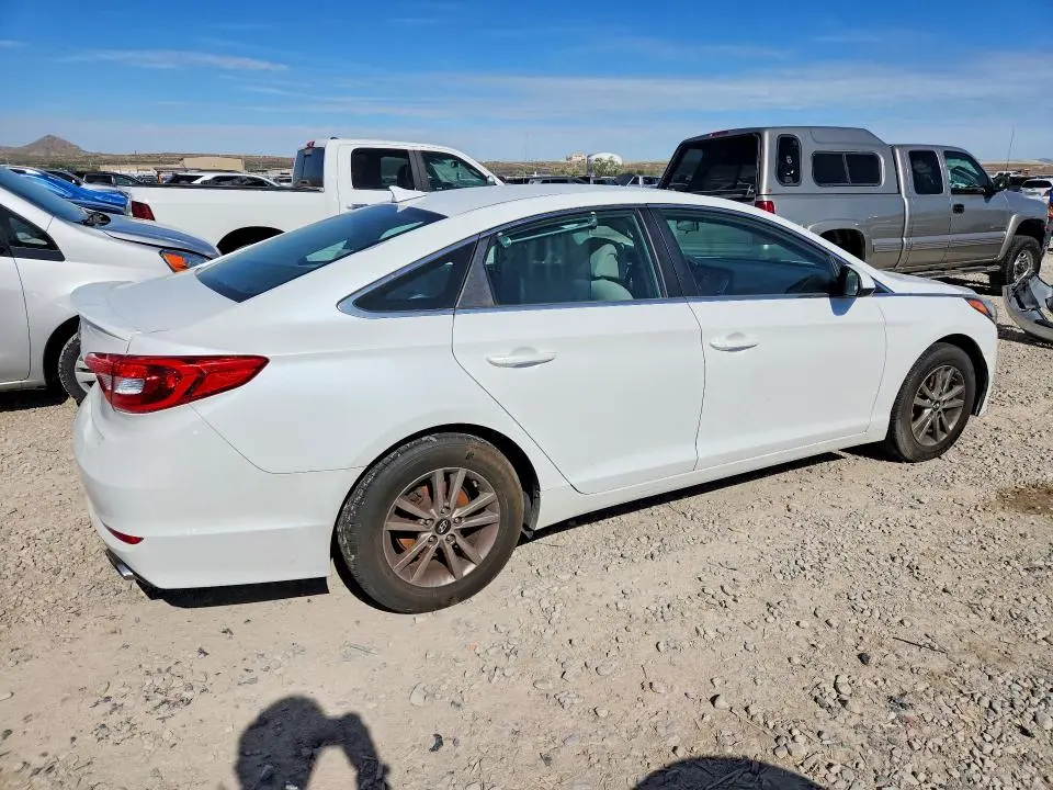 2017 HYUNDAI SONATA SE  