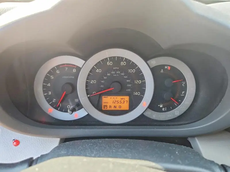 2011 TOYOTA RAV4 BASE  
