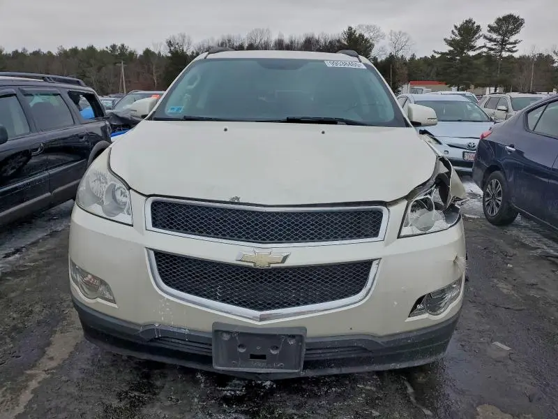 2011 CHEVROLET TRAVERSE LT  