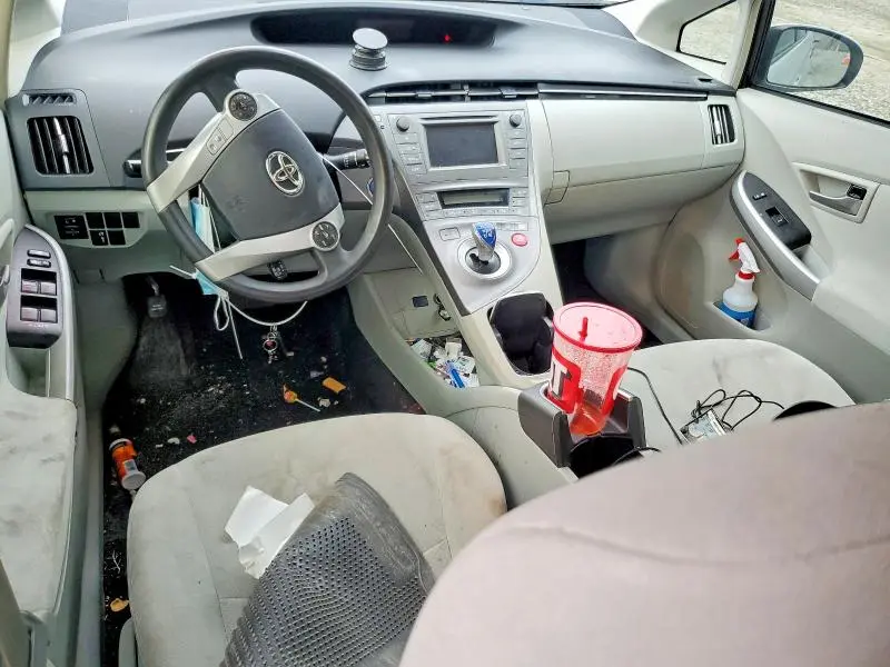 2012 TOYOTA PRIUS TWO  