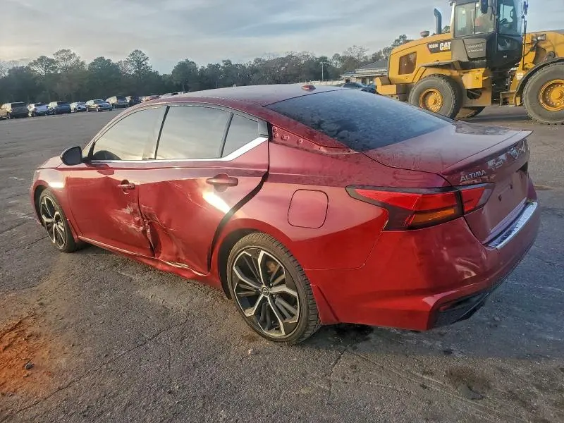 2023 NISSAN ALTIMA SR  