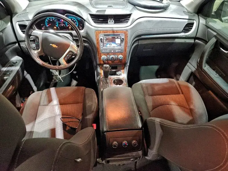 2014 CHEVROLET TRAVERSE LT  