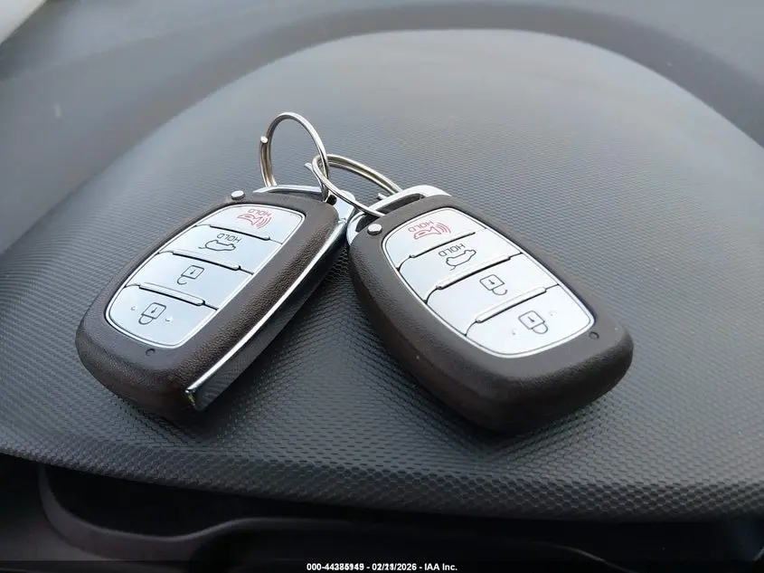 2018 HYUNDAI IONIQ HYBRID BLUE