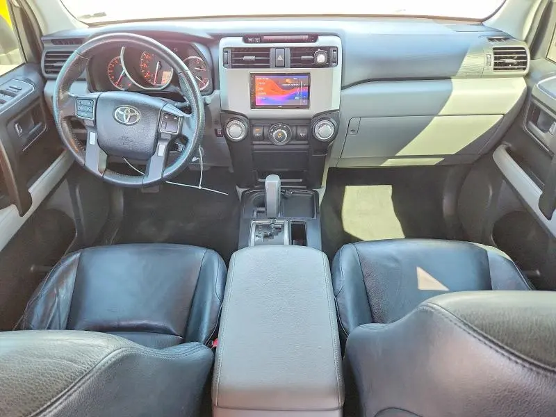 2010 TOYOTA 4RUNNER SR5  