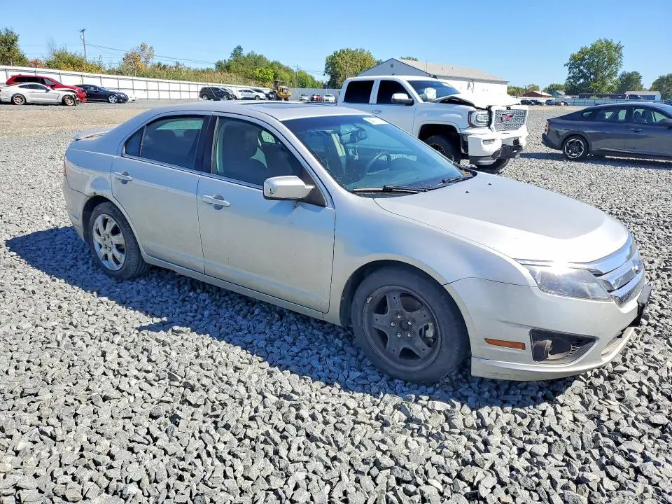 2010 FORD FUSION SE  
