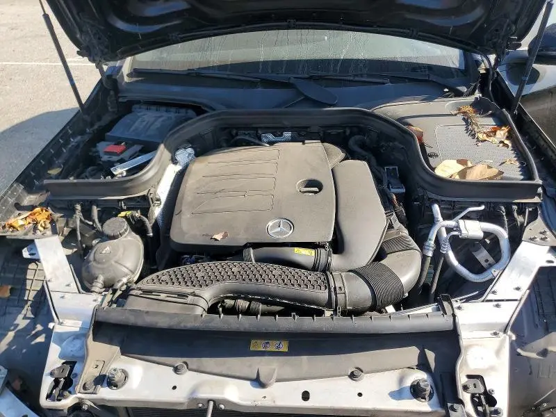 2021 MERCEDES-BENZ GLC 300  
