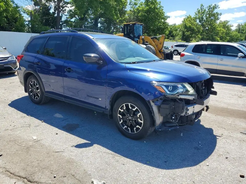 2020 NISSAN PATHFINDER SL  