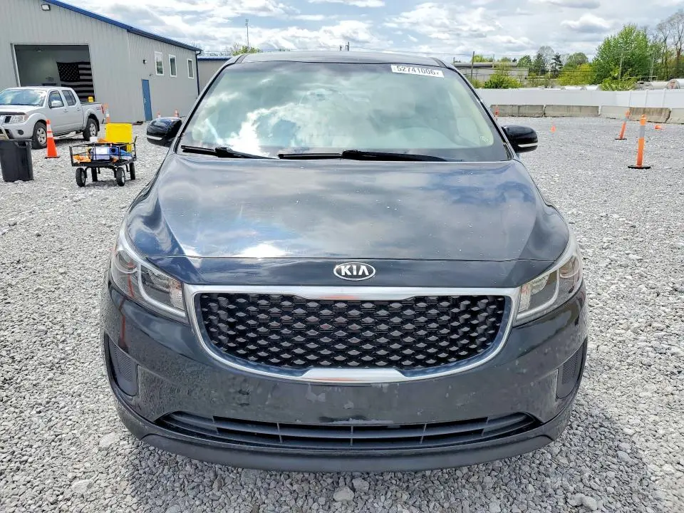 2018 KIA SEDONA LX  