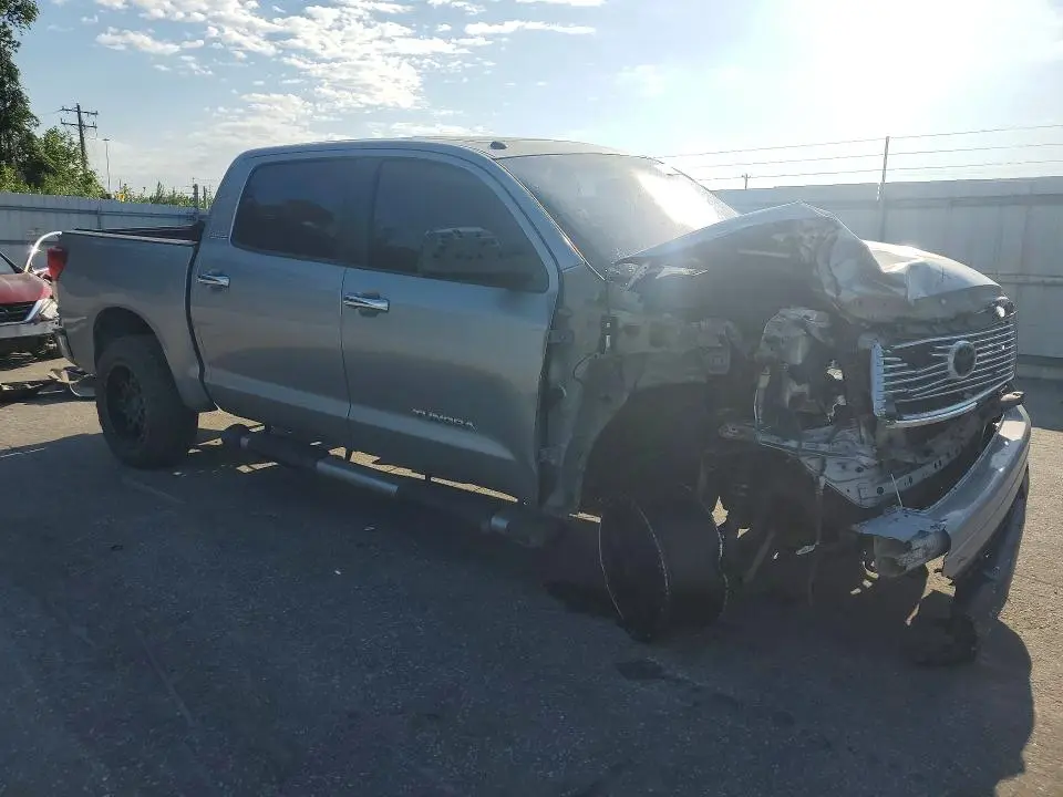 2011 TOYOTA TUNDRA CREWMAX LIMITED  