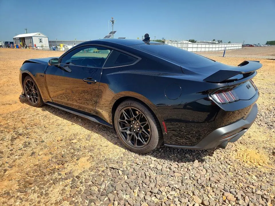 2025 FORD MUSTANG GT  
