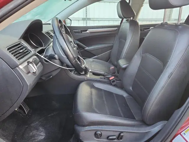 2017 VOLKSWAGEN PASSAT R-LINE  