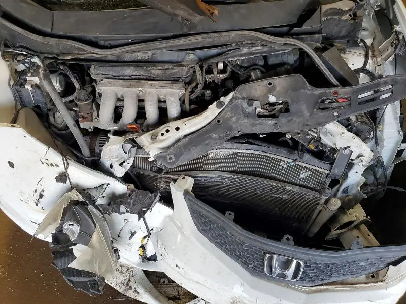 2011 HONDA FIT   