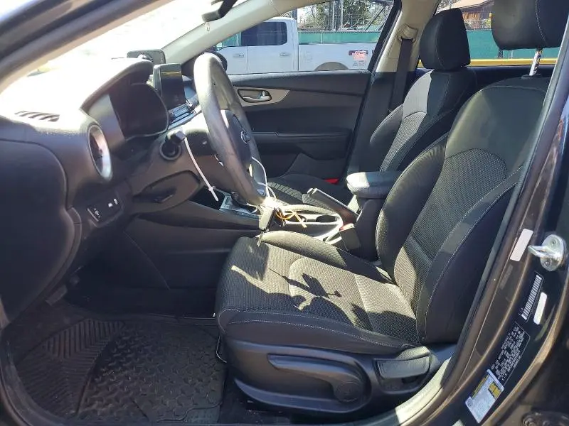 2019 KIA FORTE LXS  