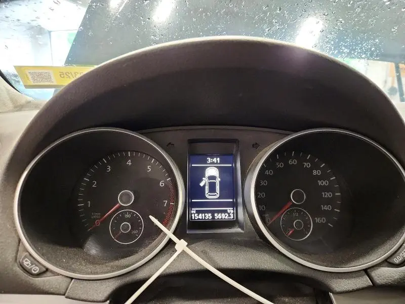 2013 VOLKSWAGEN GOLF   