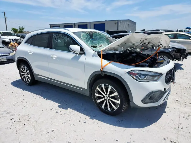2021 MERCEDES-BENZ GLA 250  