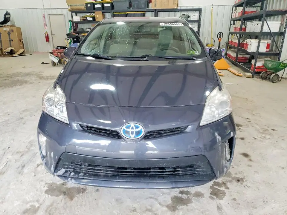2013 TOYOTA PRIUS TWO  