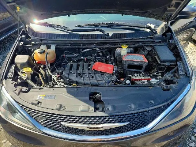 2021 CHRYSLER VOYAGER LX  